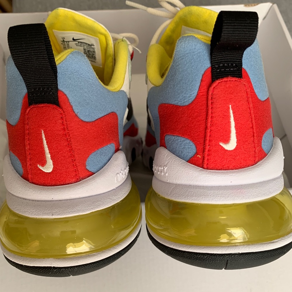 Nike Air 270 React women size 8
